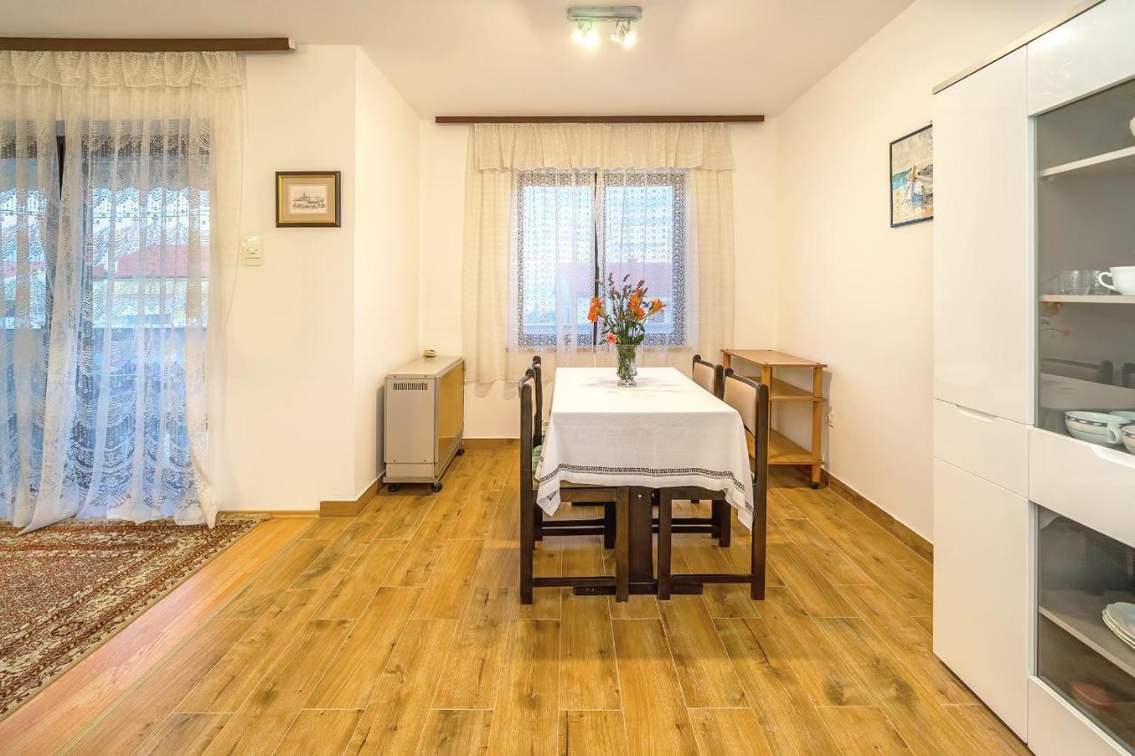 Apartments Jurina 2 克尔克 外观 照片