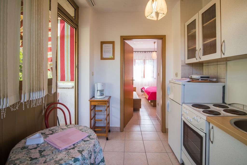Apartments Jurina 2 克尔克 外观 照片
